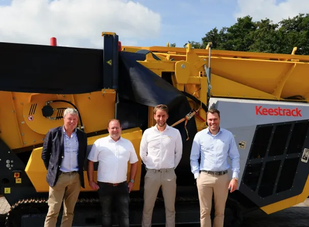 Smet Machinery, new Keestrack representative in Flanders(Belgium) and 6 northern departments of France.